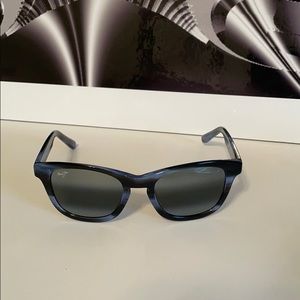 MAUI JIM KAA POINT Sunglasses | Blue | Polarized